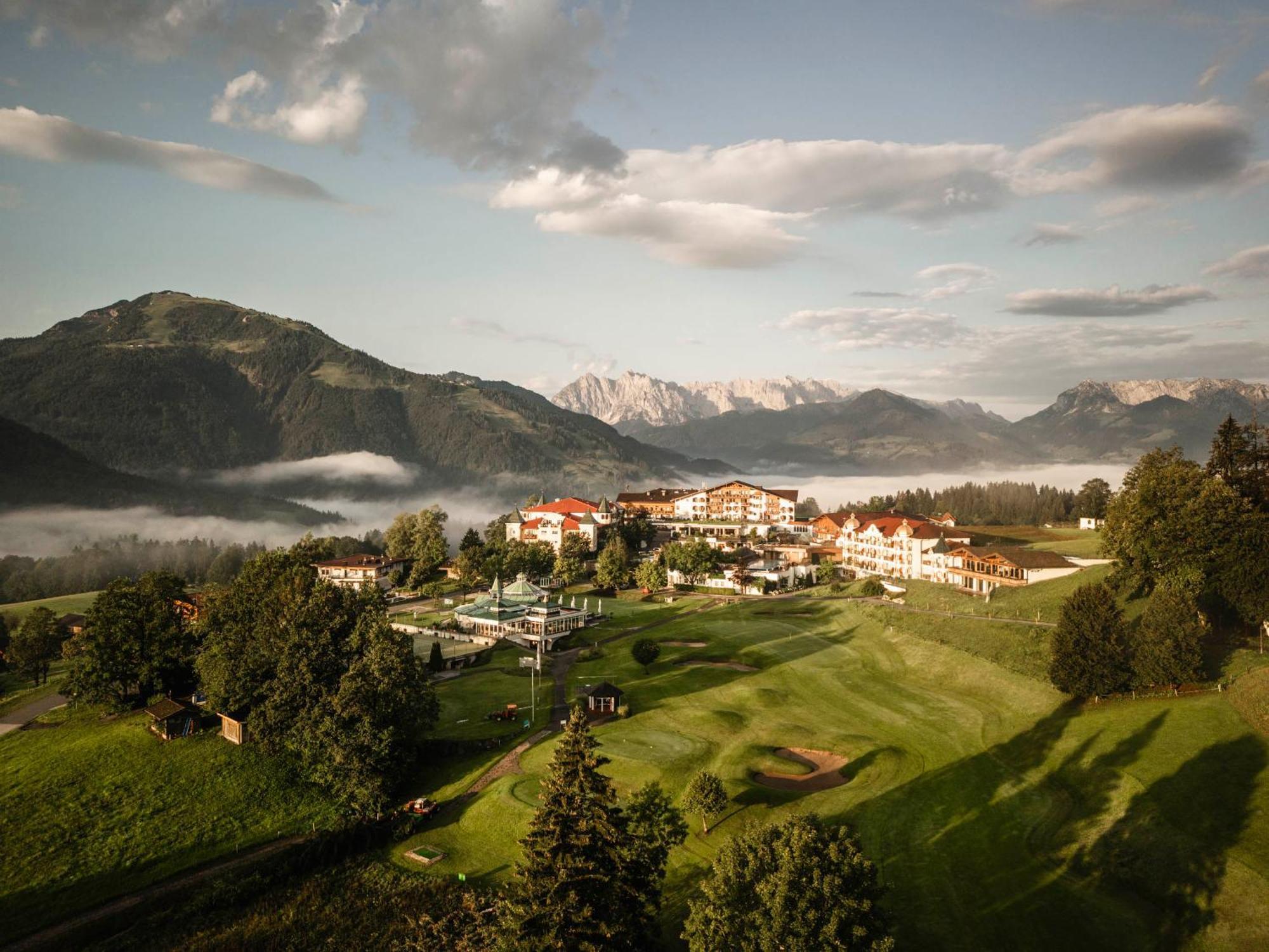 Wohlfuehlresort Peternhof Кёссен Экстерьер фото