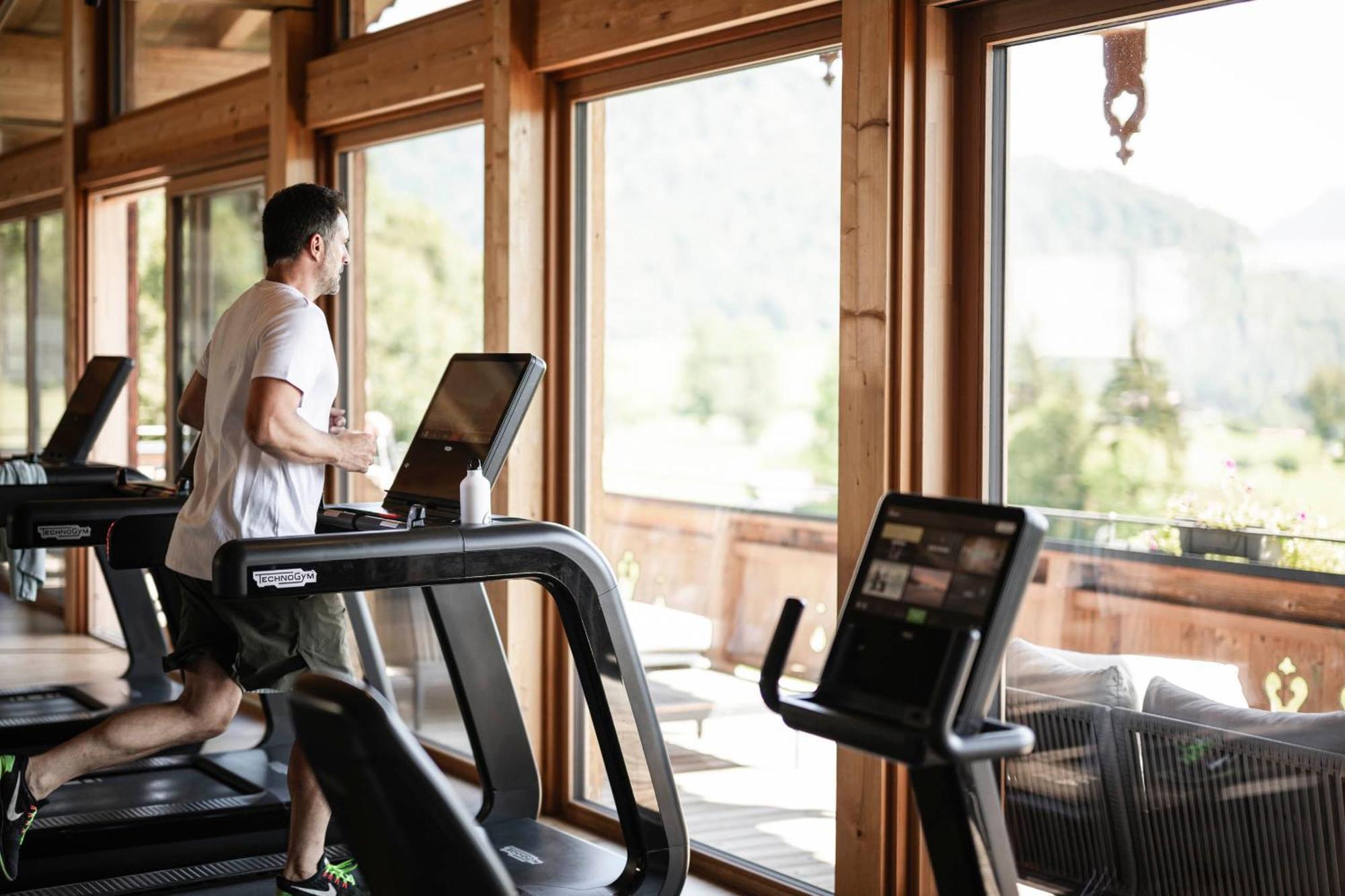Wohlfuehlresort Peternhof Кёссен Экстерьер фото